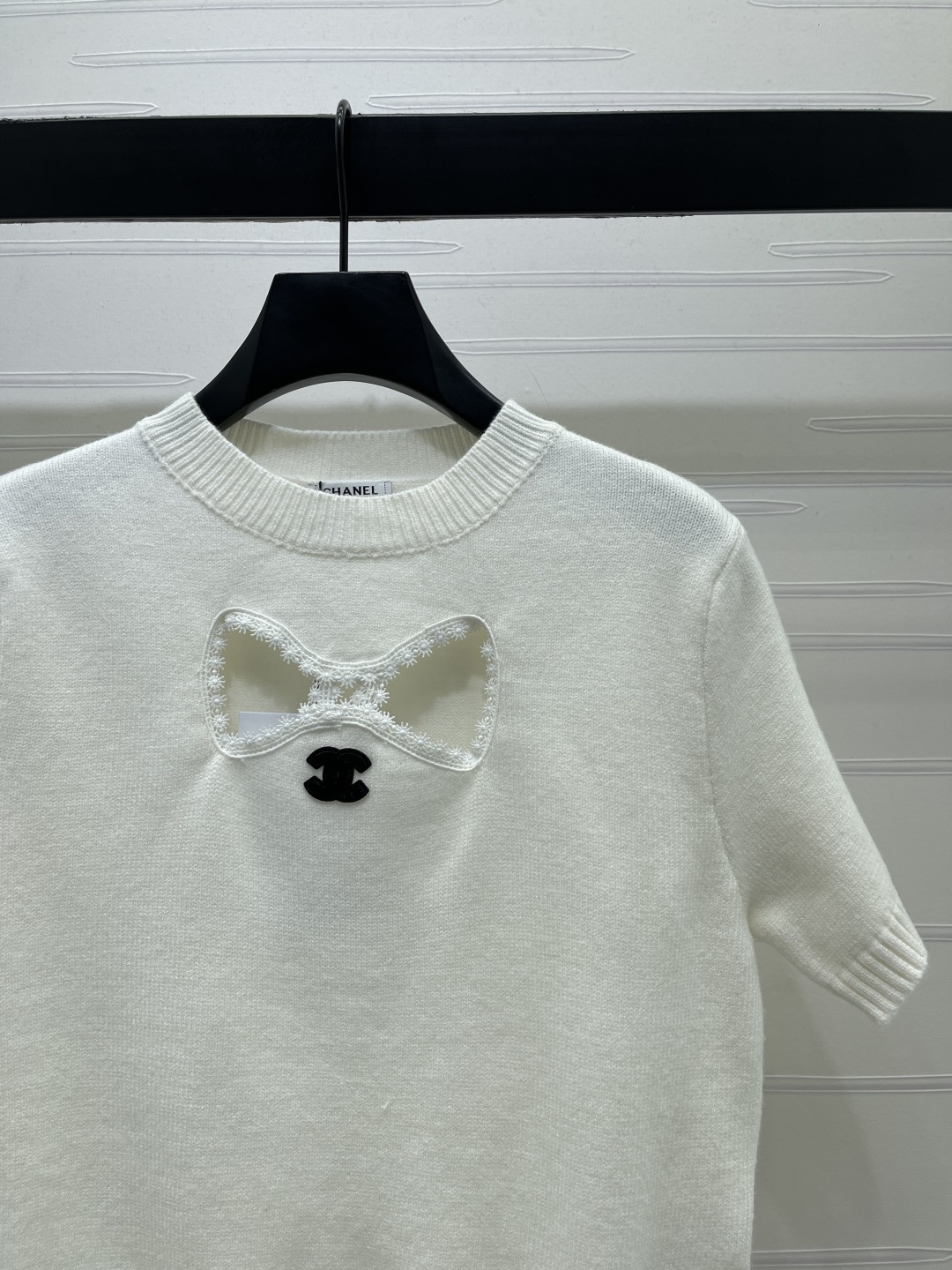 Women's short sleeves